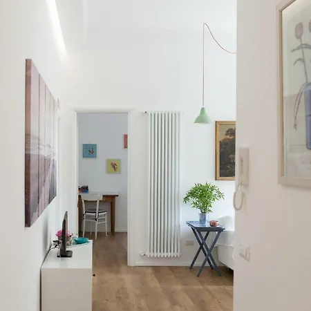 Apartment Rolli15 *
